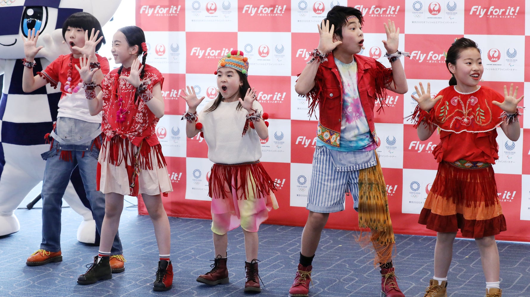 みんなの卒業式 きょう24日放送 パプリカ 新ダンス初披露へ ハフポスト News みんなの卒業式 きょう24日放送 パプリカ 新ダンス初披露へ ハフポスト News