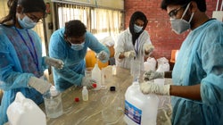 EN DIRECT - Accord pour une relance “historique” de 2000 milliards de dollars aux