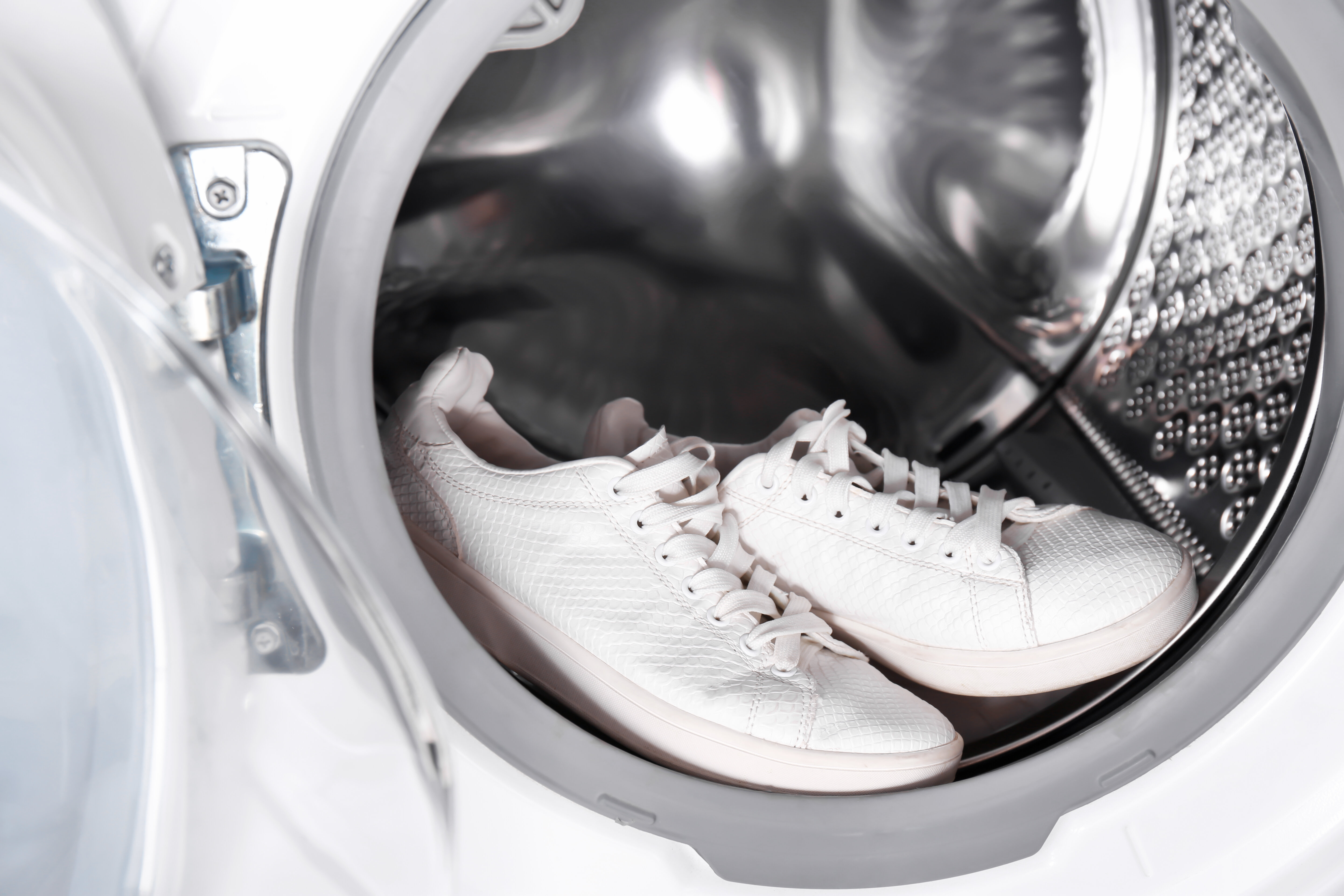 can sneakers go in the dryer