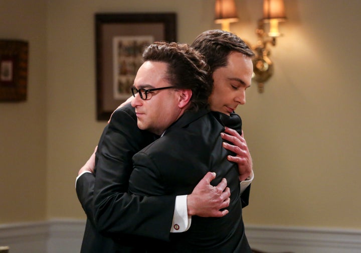 Jim Parsons y Johnny Galecki, en un capítulo de 'The Big Bang Theory'.