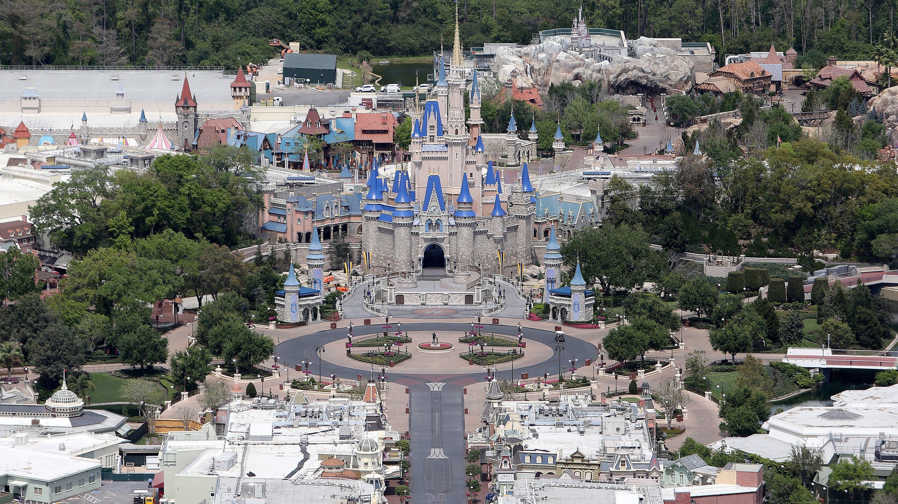 Striking Photos Show Empty Disney World As It Remains Closed During striking-photos-show-empty-disney-world-as-it-remains-closed-during