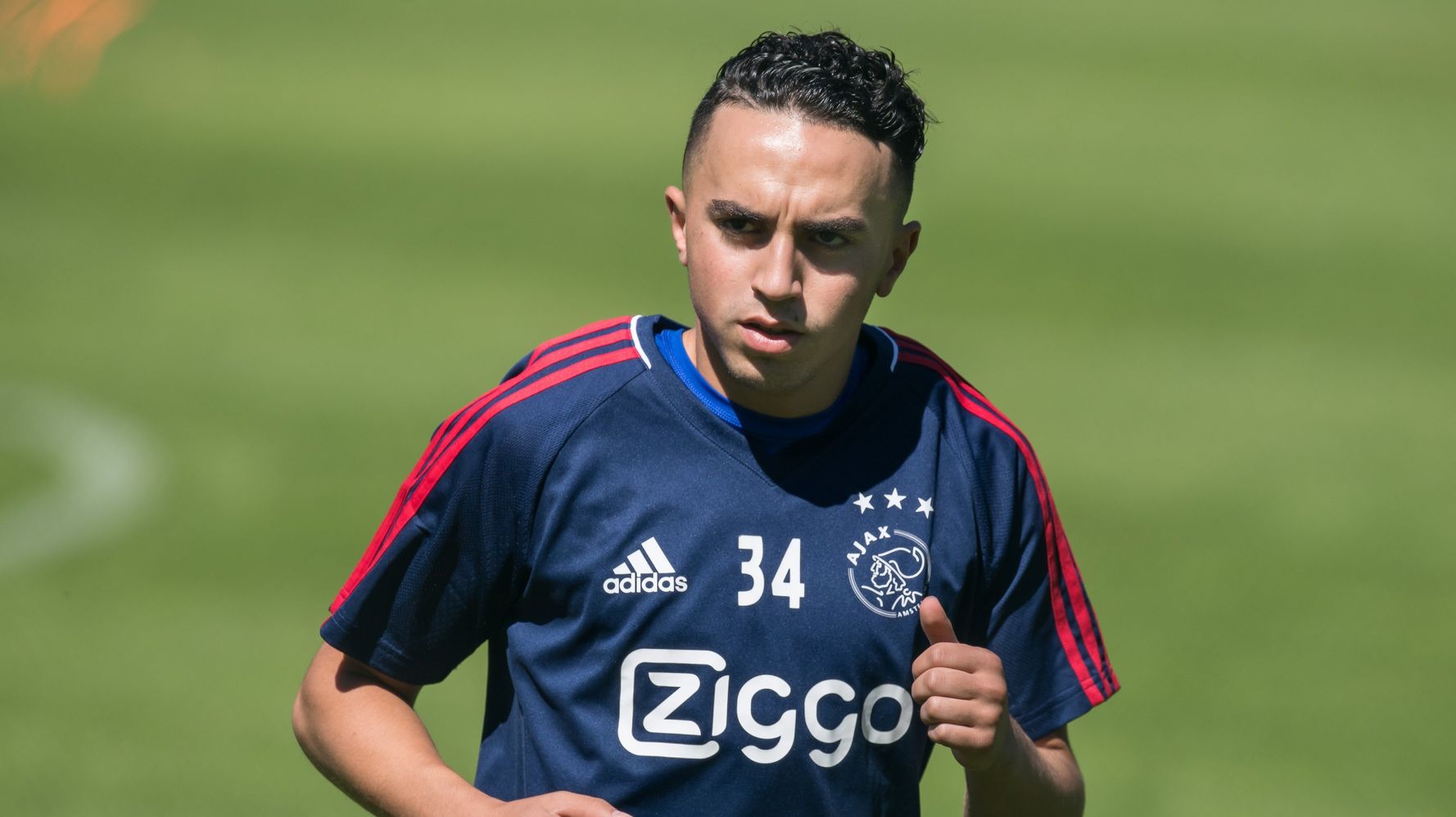 Abdelhak Nouri De L Ajax Amsterdam Est Sorti Du Coma Le Huffpost