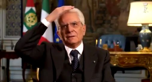 Coronavirus Cette Phrase De Mattarella Sur Son Coiffeur N Est Pas Passee Inapercue Le Huffpost