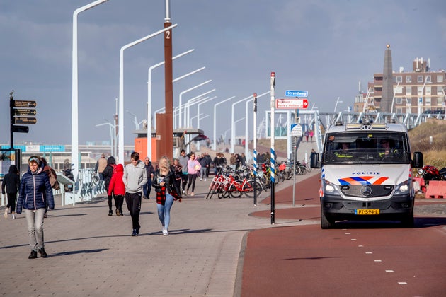 Confinement pays bas voyage