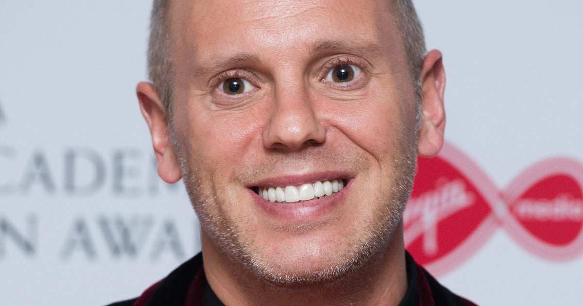 Robert Rinder ‘Still Ropey’ But 'On The Road To Recovery' After ...