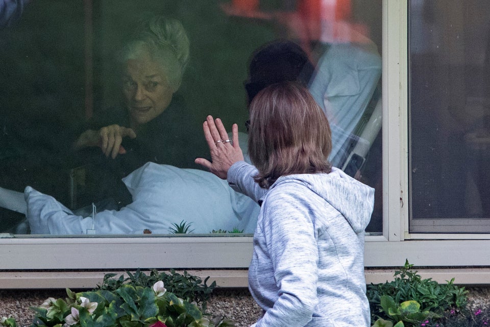 Κορονοϊός: 9 δυστοπικές φωτογραφίες που θα ήταν αδιανόητες ένα μήνα