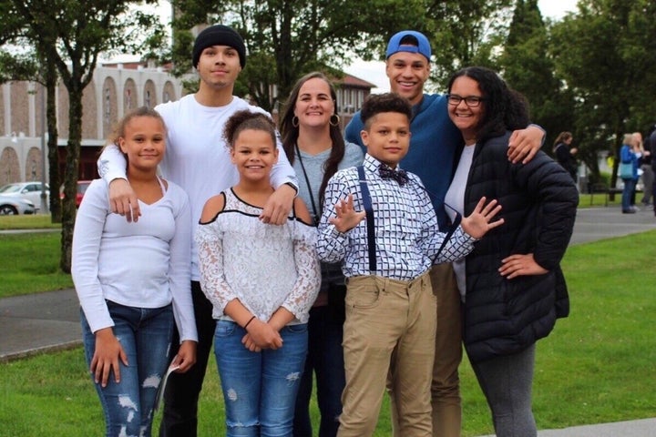 The Rutter Family Single Mom Of 6 Who Died Of COVID-19 Had To Say Goodbye To Family On ...