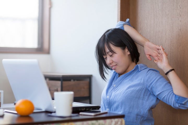 STOP Neck, Back, & Headache Pain At Work - Ergonomic Desk Set Up 