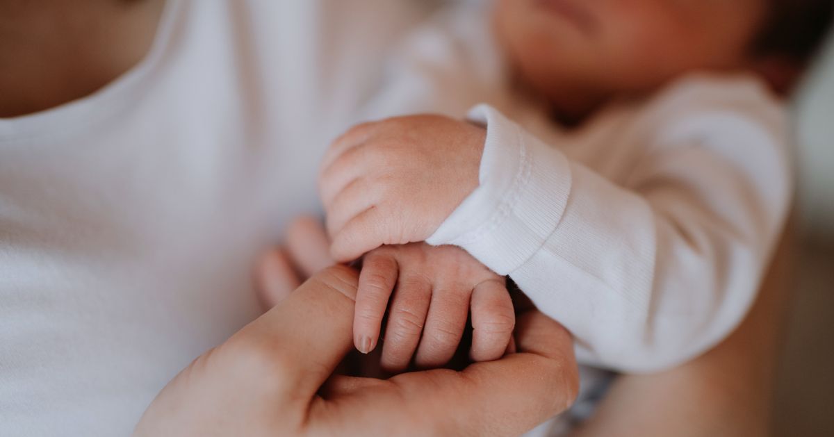 新型コロナが乳児に感染 山梨と福岡 低年齢の小児に重症の割合が多い の論文も ハフポスト