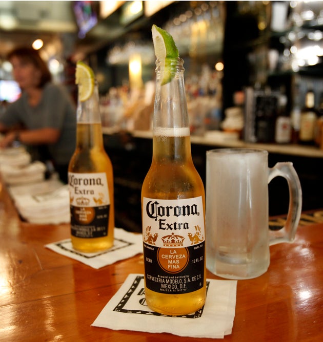Σταματά η παραγωγή της μπύρας Corona λόγω