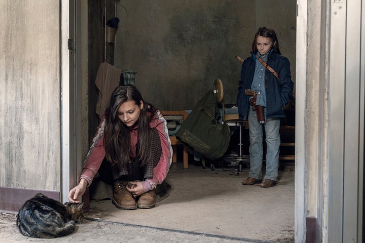 Lydia (Cassady McClincy) and Judith Grimes (Cailey Fleming).