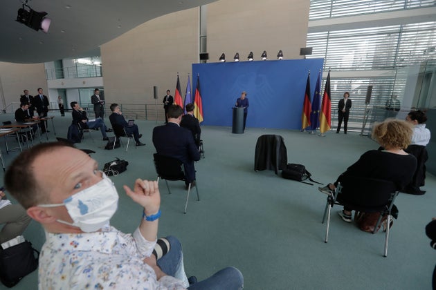Μέρκελ για πανδημία: «Η μεγαλύτερη δοκιμασία στην ιστορία της