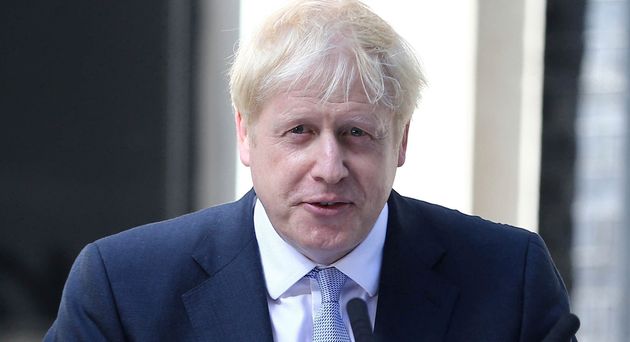 Boris Johnson, admis en soins intensifs, remplacé par son ministre des Affaires