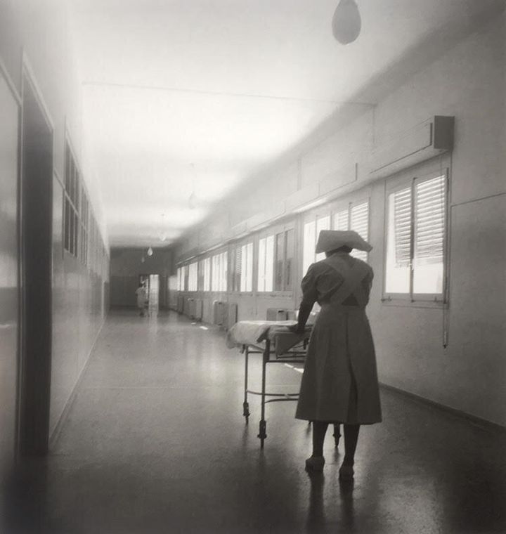 Βούλα Παπαϊωάννου, Σισμανόγλειο νοσοκομείο, Αθήνα 1945