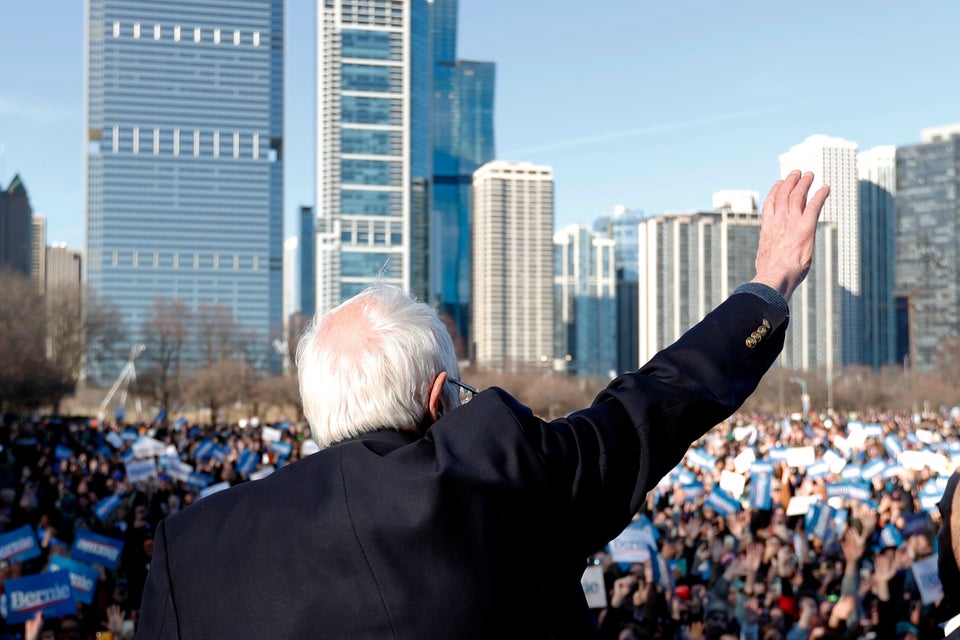 Sen. Bernie Sanders (I-Vt.) waves to supporters after a campaign rally in Chicago's Grant Park on March