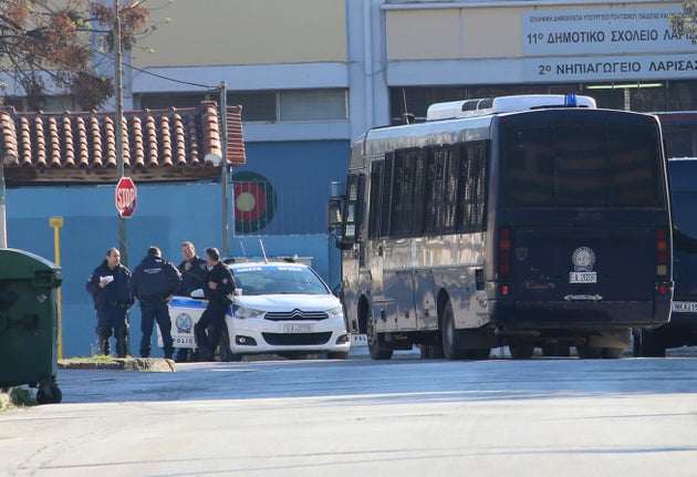 Στη Λάρισα Χαρδαλιάς και Τσιόδρας: Κρίσιμη η κατάσταση στον οικισμό Ρομά λόγω