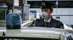 Αστυνόμευση εν μέσω της