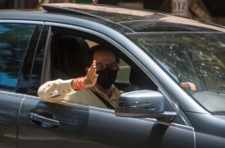 MUMBAI, INDIA - APRIL 7: Maharashtra Chief Minister Uddhav Thackeray drives himself for cabinet meeting. as he left his Bandra home for state cabinet meeting, on April 7, 2020 in Mumbai, India. Thackeray's security staff is under watch after a tea vendor near his house found Covid 19 positive. (Photo by Satyabrata Tripathy/Hindustan Times via Getty Images)