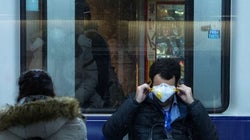 Sanidad repartirá 10 millones de mascarillas para los trabajadores que vayan en transporte