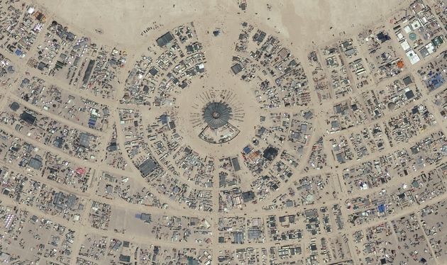 Une vue aérienne du campement du Burning Man dans le
