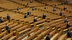 [화보] 코로나19가 바꾼 부활절 교회 예배