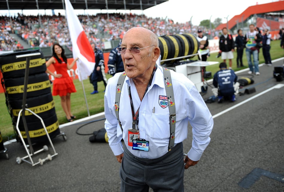 Fort de 16 victoires en Grand Prix entre 1955 et 1961 sans jamais devenir champion du monde de Formule 1, le Britannique Stirling Moss, “champion sans couronne” du sport automobile, est mort à l’âge de 90 ans.> Lire notre article complet en cliquant ici