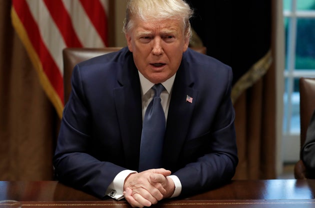 Trump S Cabinet Mia As Coronavirus Pandemic Rages Huffpost
