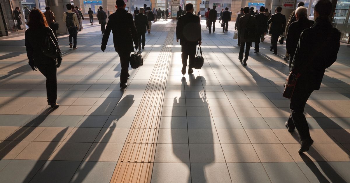 正社員は在宅勤務 派遣は出社は仕方ないのか 派遣の私 今日も会社に行きます ハフポスト