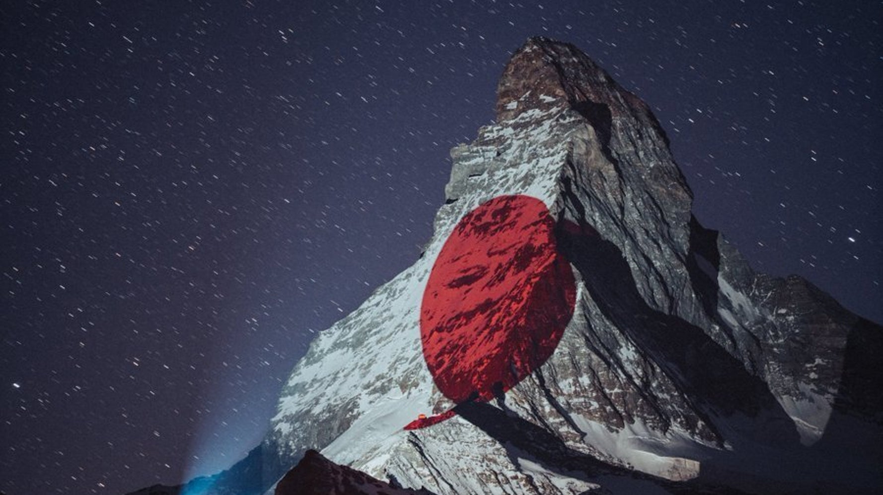 マッターホルン山頂に灯された日本の国旗 標高4478メートルから送り続ける世界へのエール 画像集 ハフポスト World