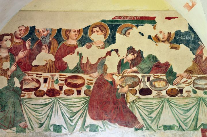 The Last Supper, fresco inside the church of San Pietro in Oliveto, Limone sul Garda, Lake Garda, Lombardy, Italy, 12th-14th century.