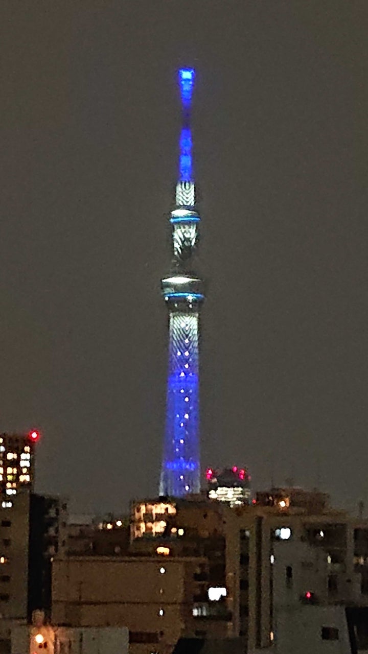 ブルーのライトアップを見たら医療関係者に感謝しよう 夜7時 スカイツリーや都庁が青く染まる ハフポスト News ブルーのライトアップを見たら医療関係者に感謝しよう 夜7時 スカイツリーや都庁が青く染まる ハフポスト News