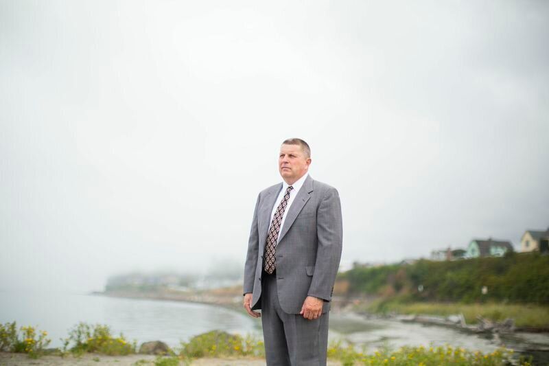 <em>Former Seattle Police Department Commander Steve Brown stands for a portrait near his home in Edmonds, Wash., on Friday, Aug. 15, 2014. Mike Kane for The Huffington Post </em>