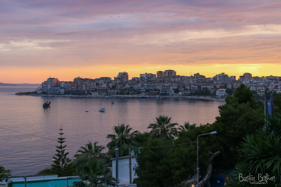 Ηλιοβασίλεμα στους Αγίους Σαράντα