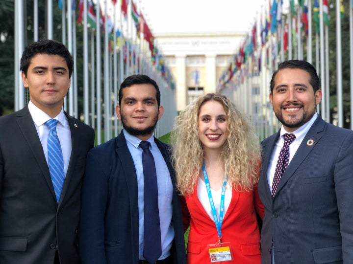 Michelle Houde, à l'Assemblée mondiale de la Santé 2019 (de l'Organisation mondiale de la santé), avec ses amis mexicains et hondurien