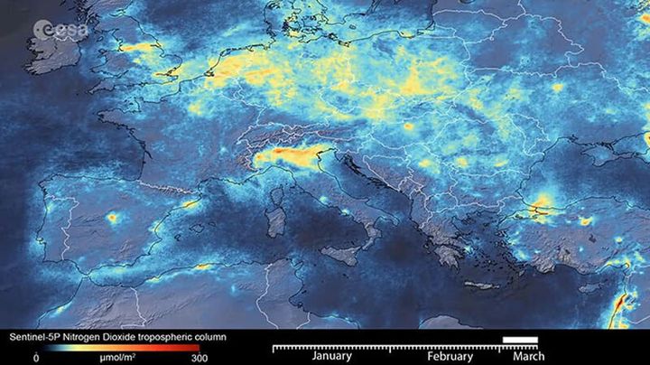 図2、ESAの人工衛星(Sentinel-5)による二酸化窒素排出量の衛星画像(2020年3月) 