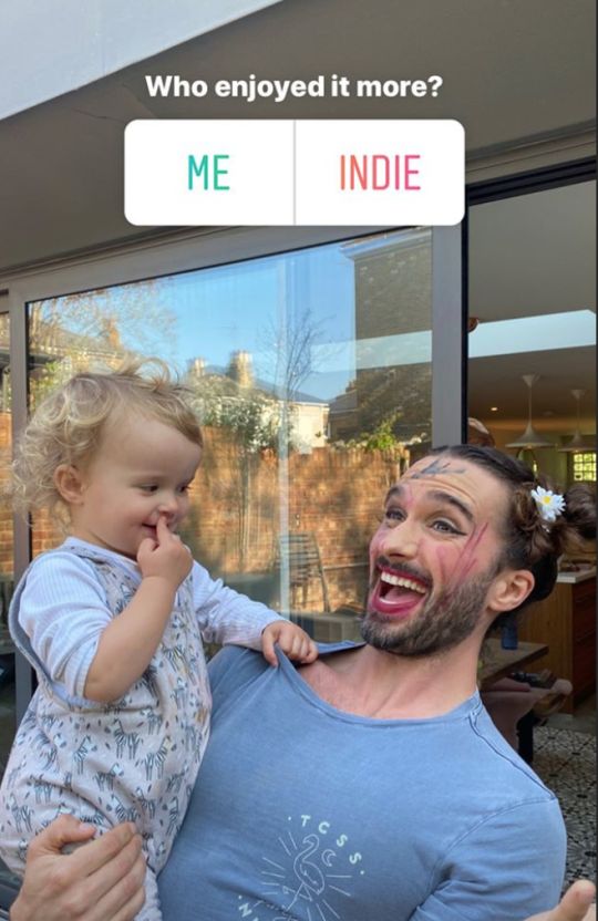 Joe Wicks posing with Indie after his makeover