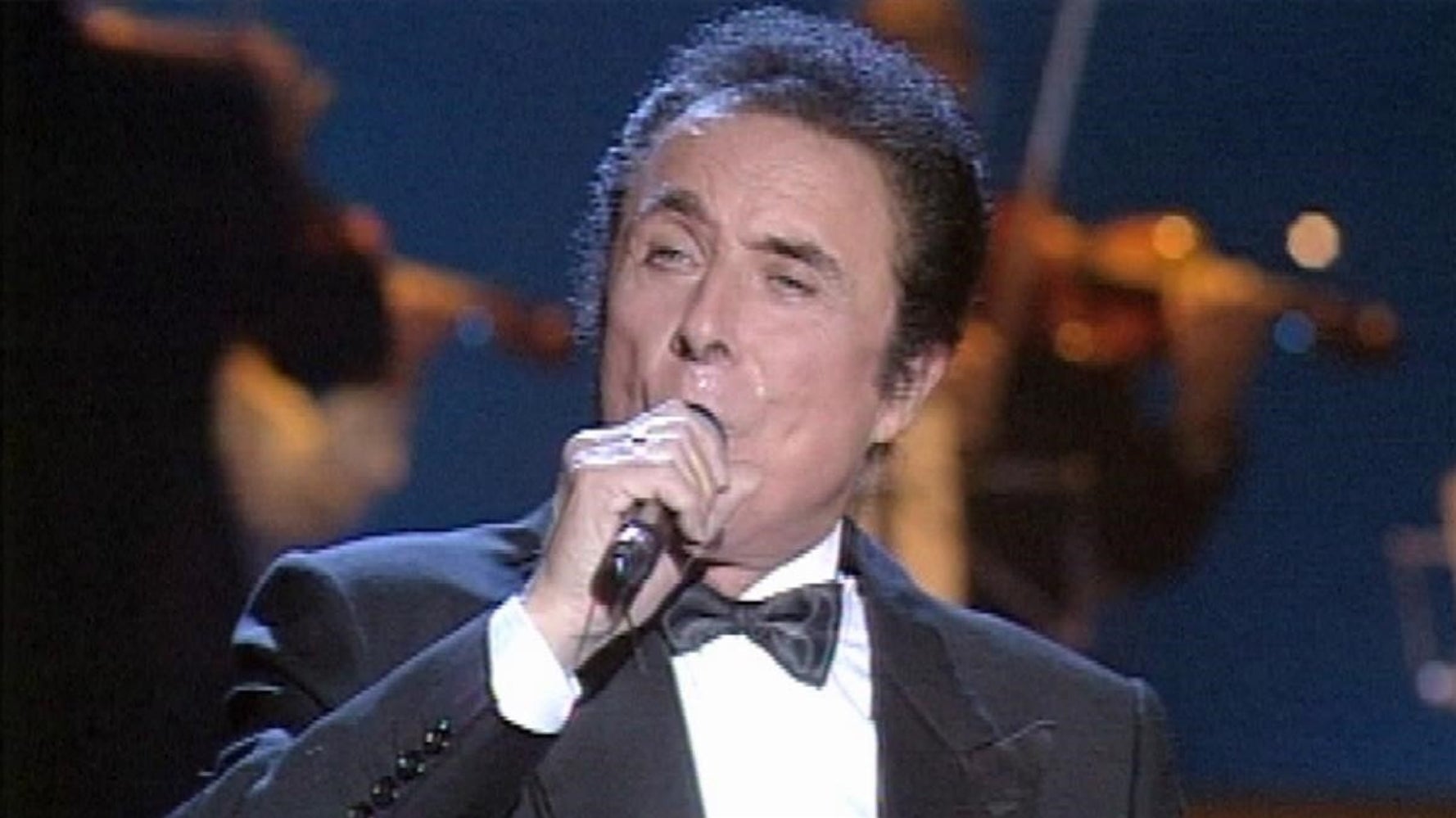 Muere El Cantante Principe Gitano Por Coronavirus A Los 88 Anos El Huffpost