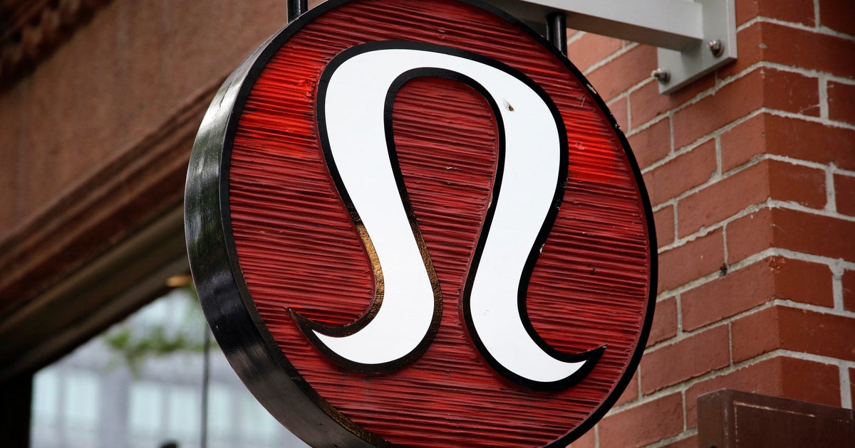 Lululemon Staffer's 'Bat Fried Rice' T-Shirt Prompts Apology From ...
