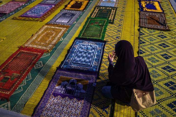 In non-pandemic times, taraweeh and other prayers often lead to an uptick in mosque attendance.