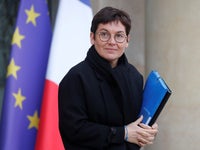 Les Etudiants Ultramarins Auront Droit A Une Aide Financiere