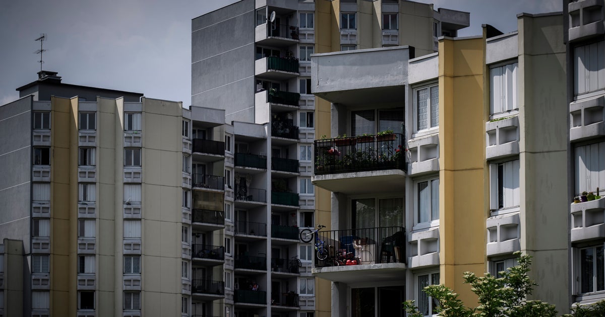 Pour Le Pouvoir D Achat Des Familles Bobigny Annule Les Loyers Hlm En Avril Le Huffpost