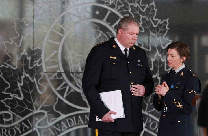 Nova Scotia RCMP Criminal Operations Officer Chief Superintendent Chris Leather prepares for a press conference in Dartmouth, N.S. on Apr. 22, 2020.