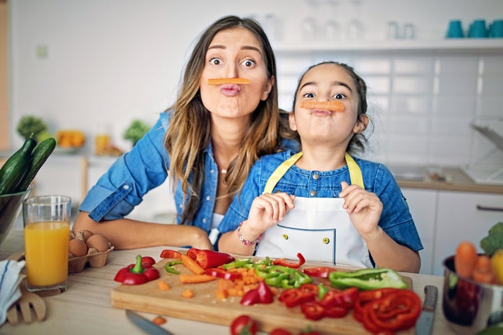 There's nothing like a home-cooked meal. If your mom's a chef in the kitchen, she can chop away with these Mother's Day gifts.