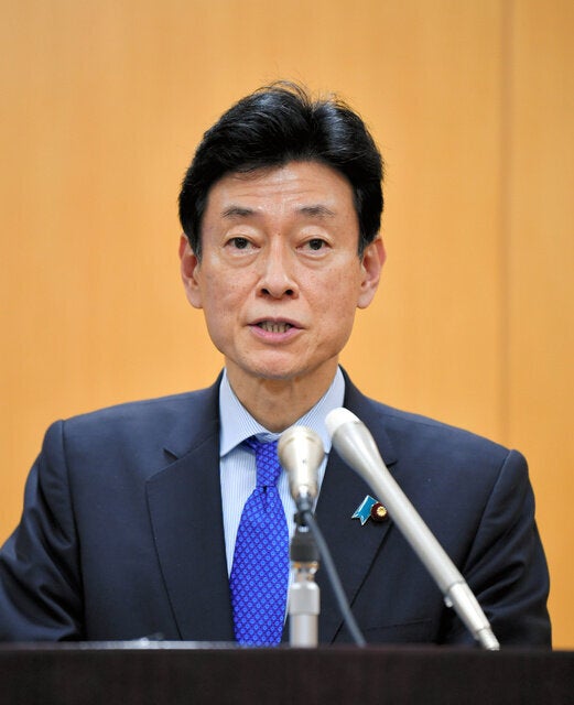 新型コロナ担当の西村大臣が自宅待機に。視察に同行した職員の感染受け