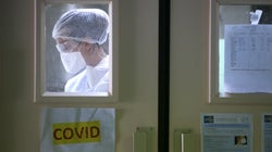 Pas de preuve que des personnes déjà infectées soient immunisées, prévient