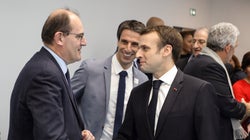 Philippe accélère pour tenir le calendrier du déconfinement imposé par