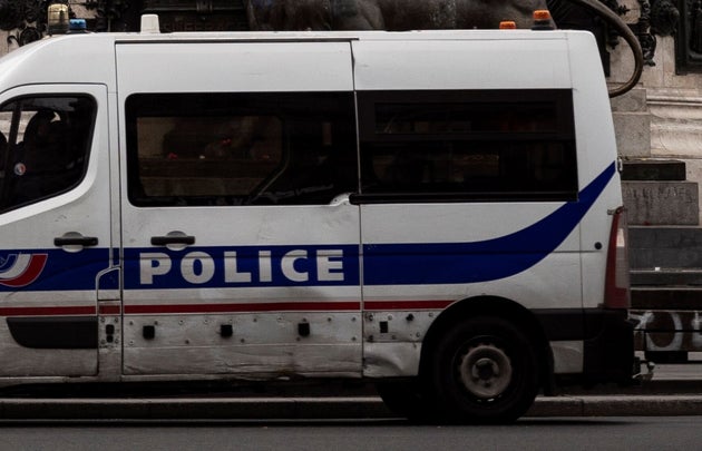 L Igpn Saisie Apres Une Interpellation Sur L Ile Saint Denis Et Des Propos Racistes Le Huffpost