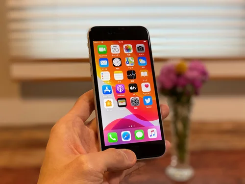 第2世代 iPhone SE実機レビュー。iPhone8との違いは？ | ハフポスト NEWS