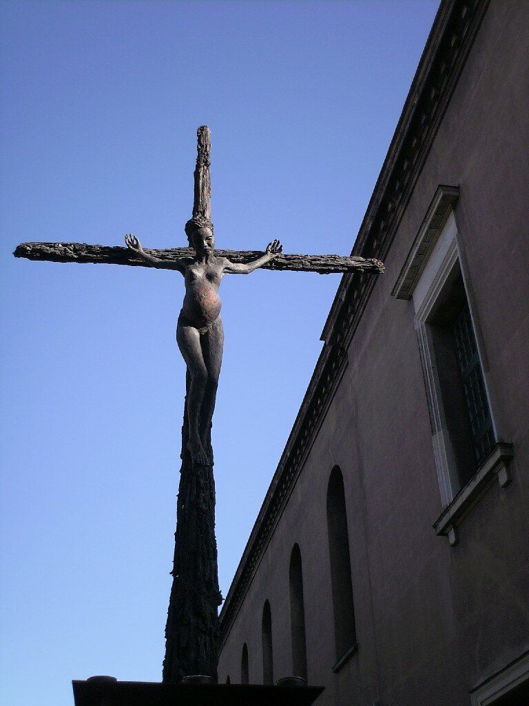 «Στο όνομα του θεού»Μπροστά στον Καθεδρικό Ναό της ΚοπεγχάγηςΓια το Πρόγραμμα Aids