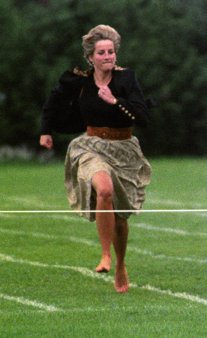 The Princess of Wales kicked off her shoes to participate in the race.&nbsp